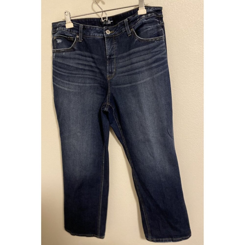 Time And Tru Jeans Womens 20 38X30  High Rise Boot Cut Slightly Distressed